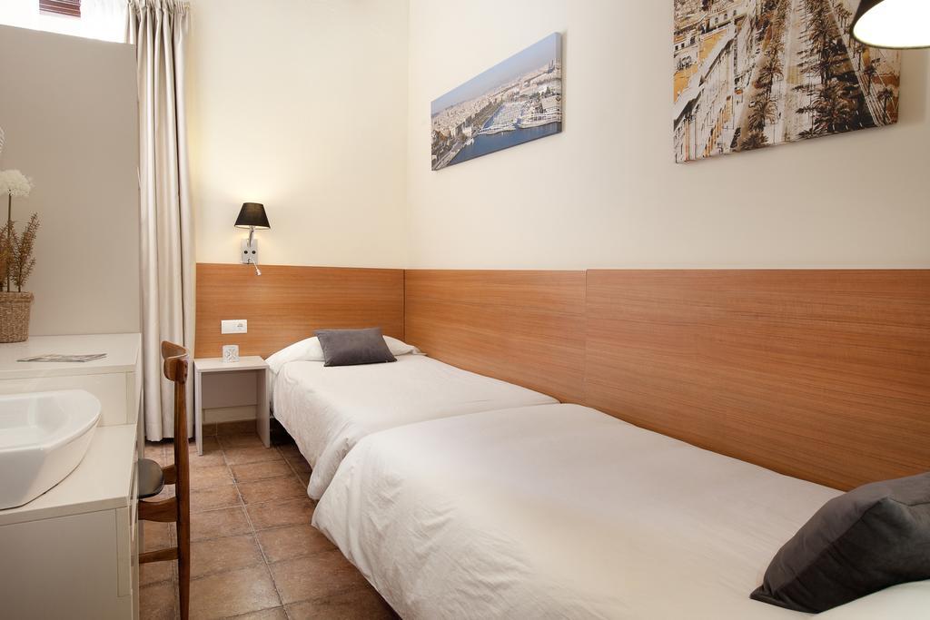 Pension Mariluz Barcelona Zimmer foto